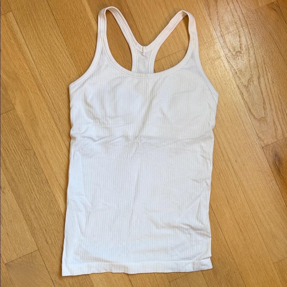 Lululemon Racerback - White Size 6